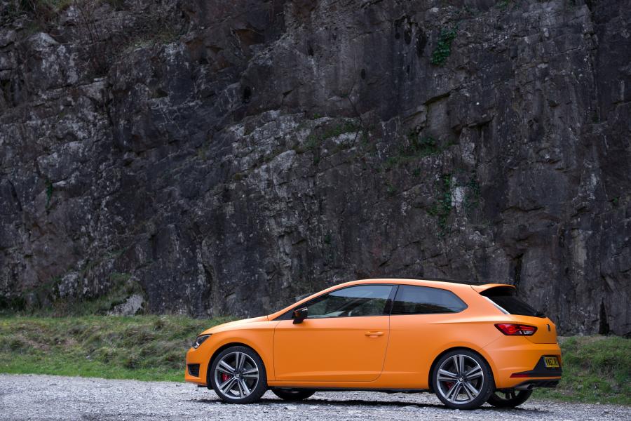  Seat Leon Cupra 2014 года  (UK) (фото 21 из 59)